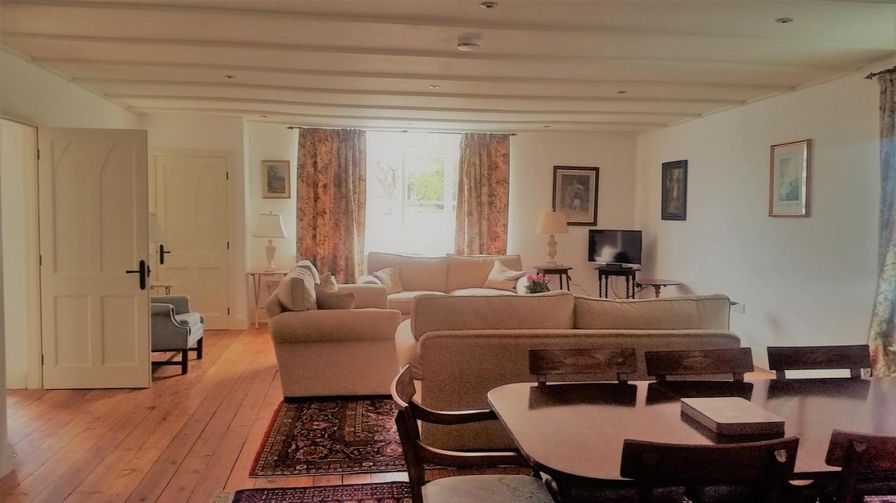 Вилла East End House Bury St. Edmunds Экстерьер фото